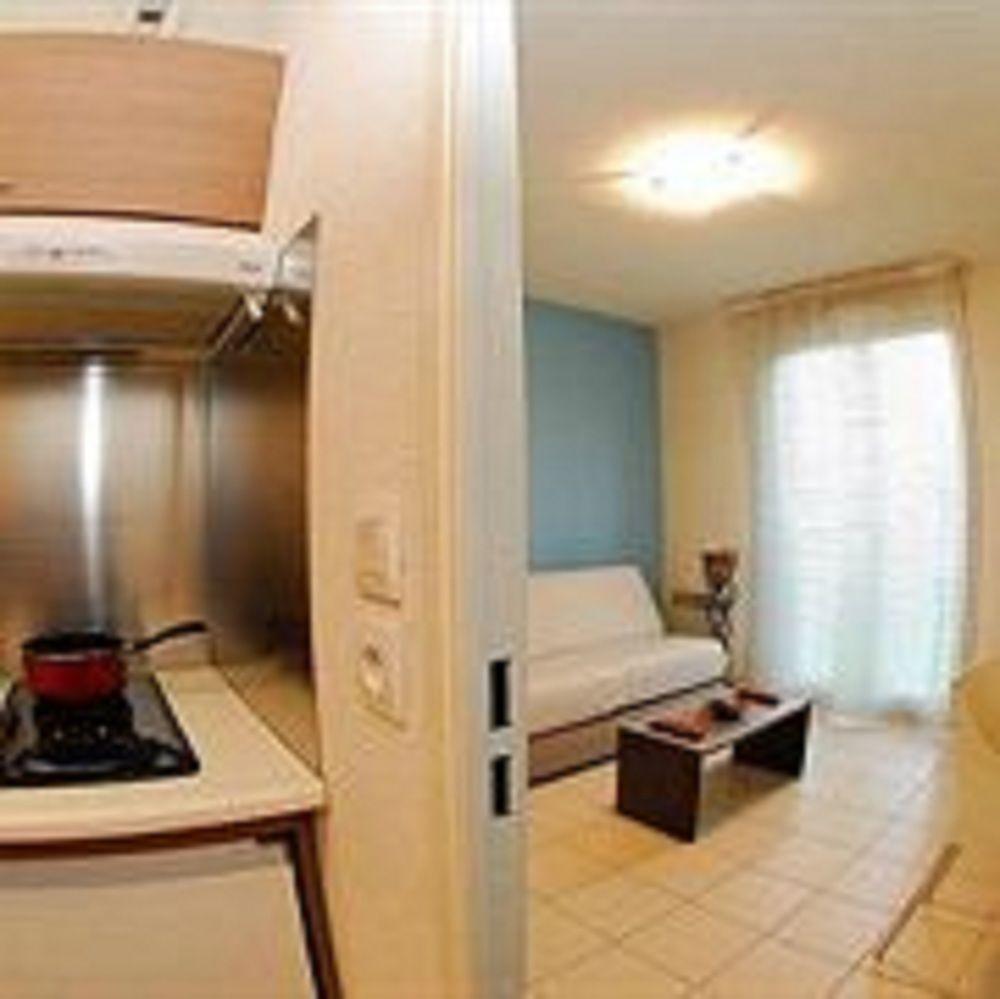 City Residence Marne-La-Vallee-Bry-Sur-Marne Noisy-le-Grand Exteriör bild
